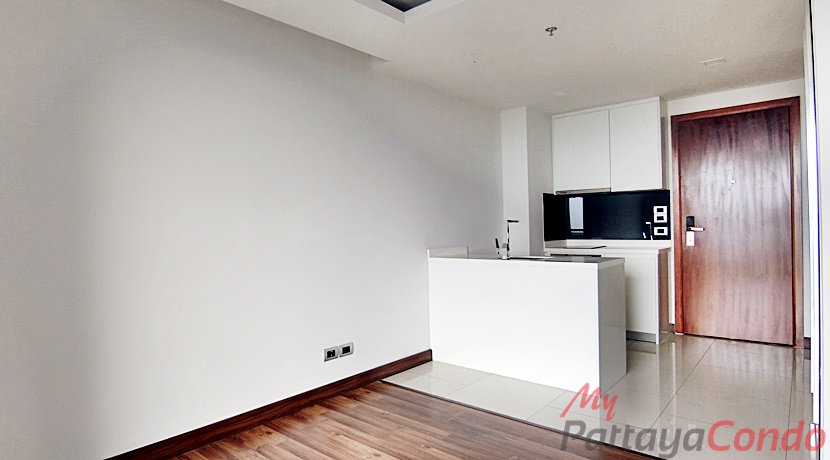 The Peak Towers Pattaya Condo For Sale - PEAKT53-0