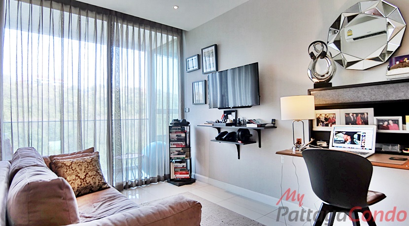 The Point Pratumnak Condo For Sale - POINT17