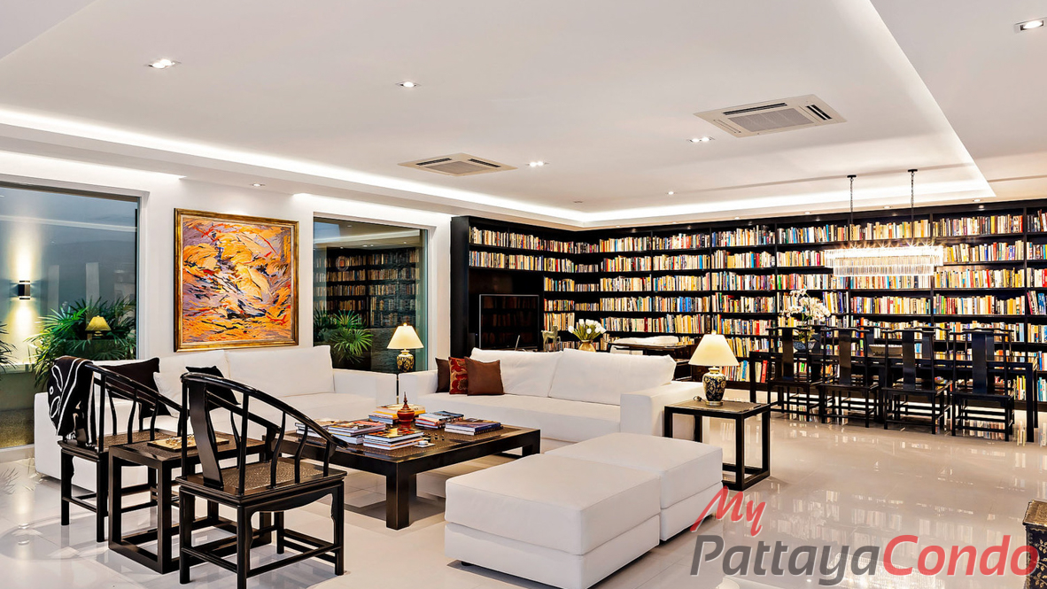 The Vineyard Phase 3 East Pattaya Pool Villa For Sale - HEVY303
