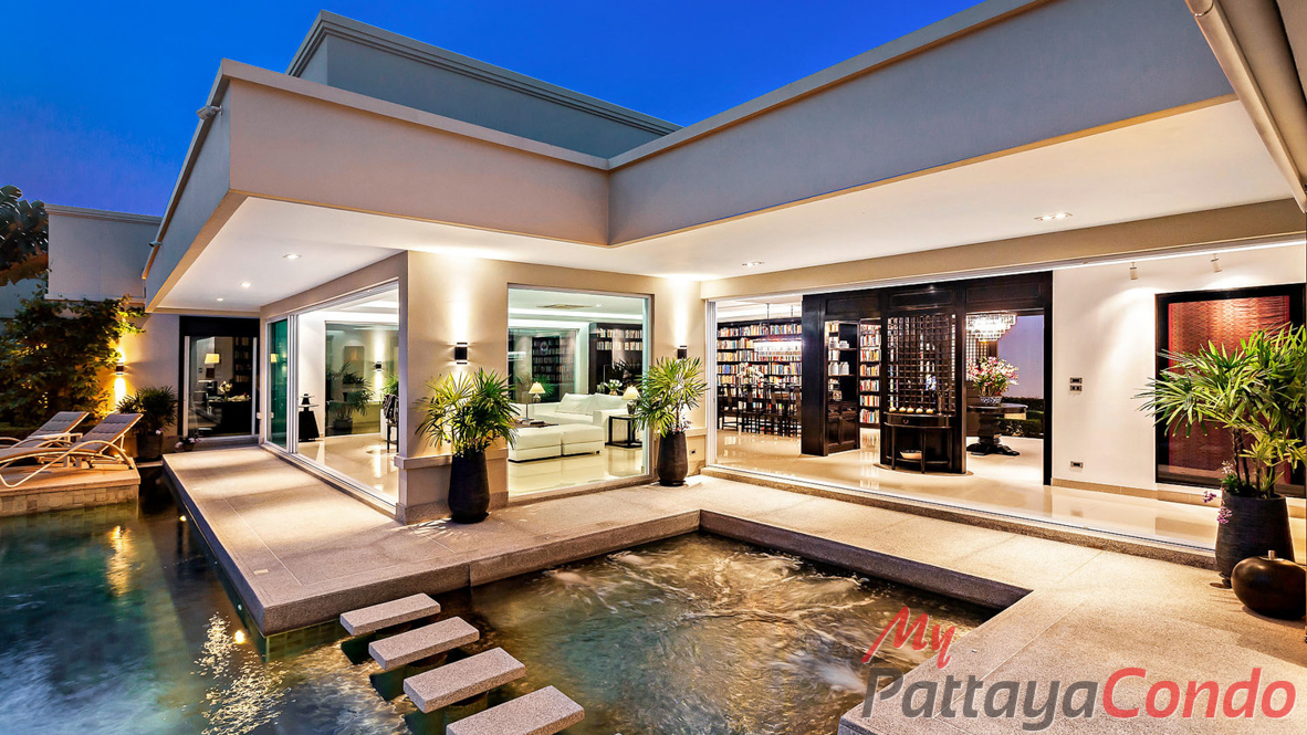 The Vineyard Phase 3 East Pattaya Pool Villa For Sale - HEVY303