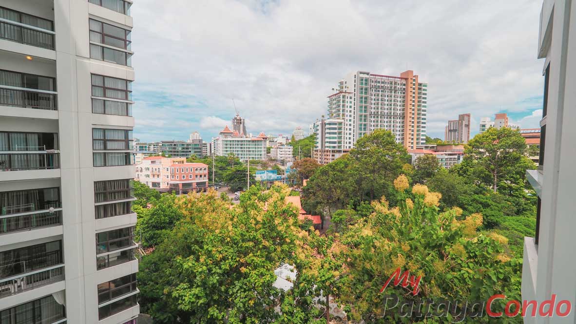 Treetops Pattaya Condo For Sale - TT24