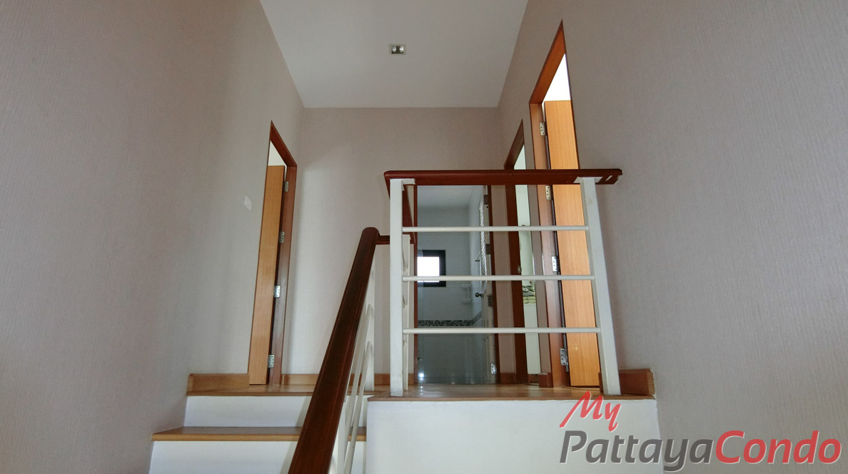 Uraiwan Park View East Pattaya House For Sale - HEURW01