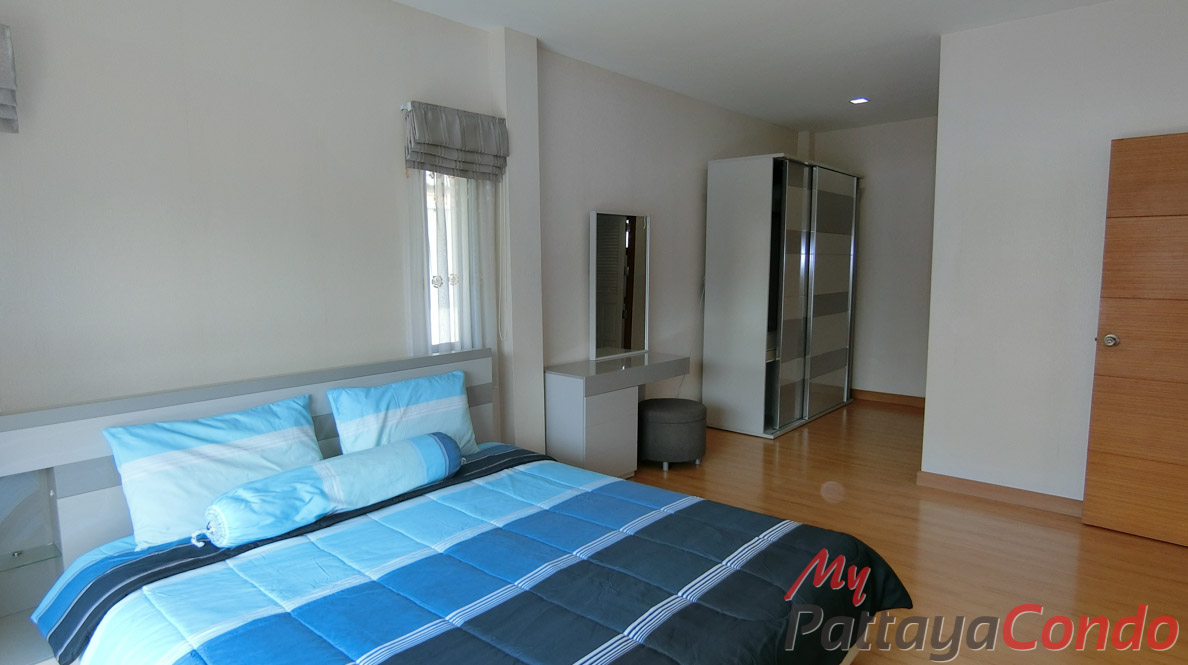 Uraiwan Park View East Pattaya House For Sale - HEURW01-19