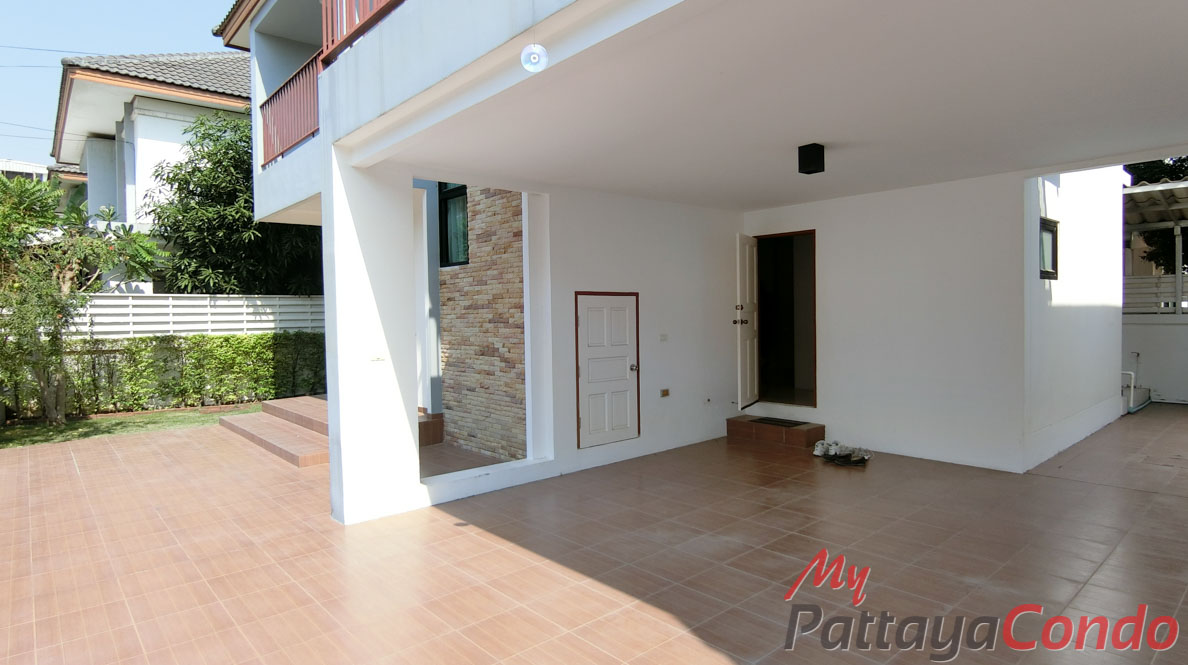 Uraiwan Park View East Pattaya House For Sale - HEURW01-3