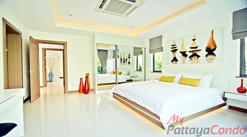 The Vineyard Phase 3 East Pattaya Pool Villa For Sale - HEVY301-16