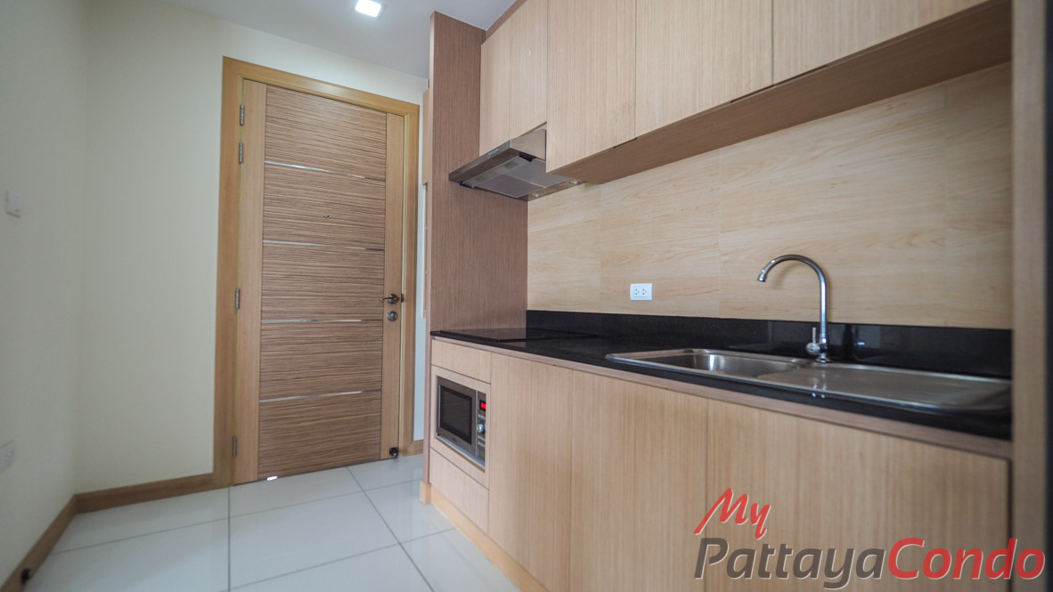 Whale Marina Pattaya Condo For Sale - WHALE05