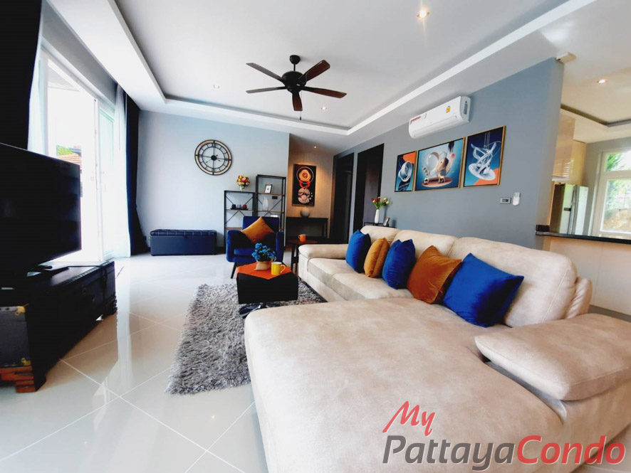 Whispering Palms Pattaya Pool Villas For Sale - HEWPR02