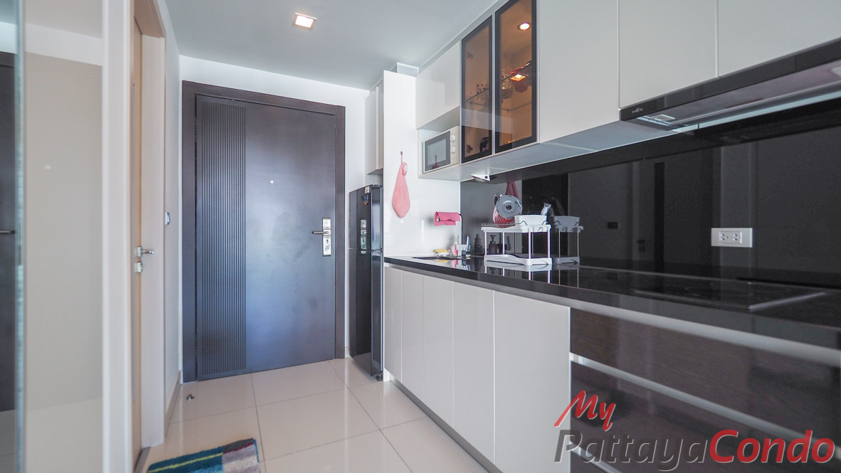 Wong Amat Tower Pattaya Condo For Sale - WT35