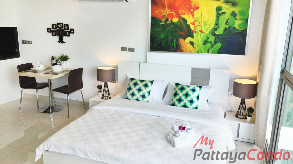Wong Amat Tower Pattaya Condo For Sale - WT32-4