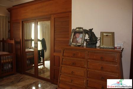 Three Bedroom Kamala House with a Communal Freeform Swimming Pool for Long Term Rent-5