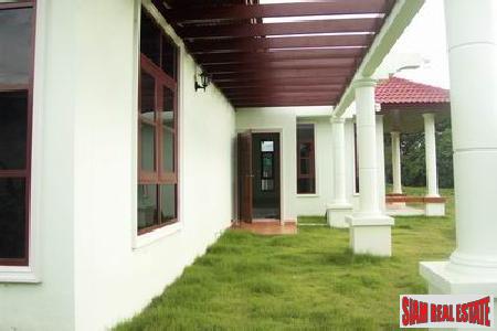 Two Bedroom House and Large Land Plot in Thalang Close to All Amenities