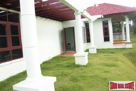 Two Bedroom House and Large Land Plot in Thalang Close to All Amenities