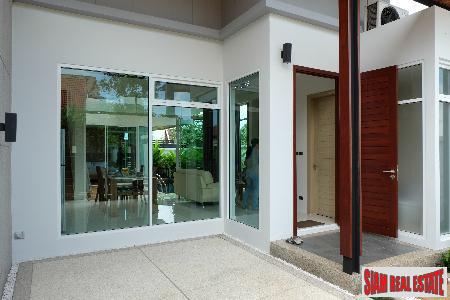 Modern 2-Bedroom Townhouse with Private Pool in Rawai