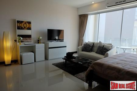 Chic Condo | Large Sea View Studio Condo for Sale in North Karon