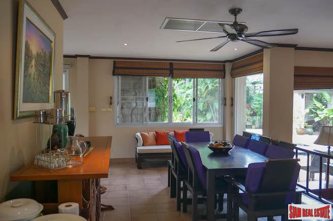Luxurious Contemporary Pool Villa Estate for Sale near Loch Palm-25