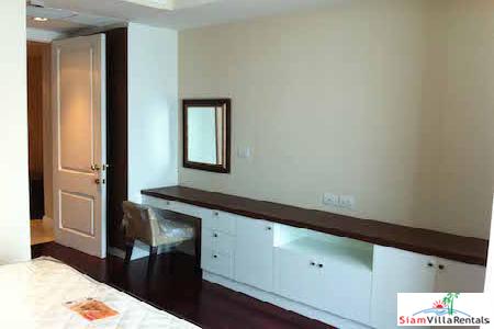 Athenee Residence | Very Large Luxury Three Bedroom Condo for Rent at Rajdamri BTS.