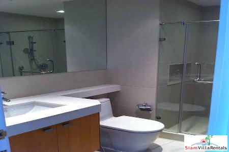 Athenee Residence | Very Large Luxury Three Bedroom Condo for Rent at Rajdamri BTS.