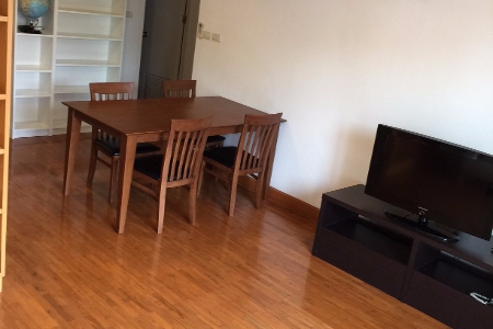Lovely 2 Bedroom. Central but quiet. Baan Siri Sathorn-0