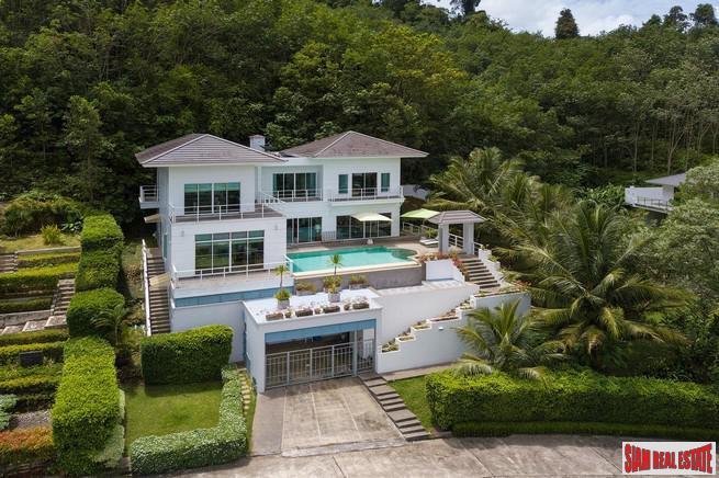 Botan Village | Large Modern 4 bedroom House with Views over Loch Palm Golf Course-20