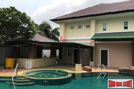 Windmill Village | Luxury House with Pool, 5 bedroom, 4 bathroom near Mega Bangna, Bangkok Pattana School-0