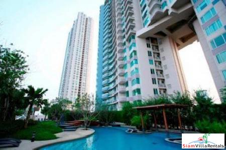 Beautiful Two Bedroom, Two Bath Condo on 24th Floor Facing Krungthep Bridge, Bangkok