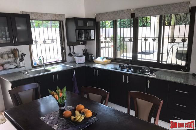 Three Bedroom Pool Villa for Sale in a Desirable Area of Rawai-9