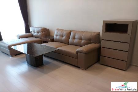 Noble Ploenchit | Contemporary and Spacious Two Bedroom Condo for Rent in Lumphini-3