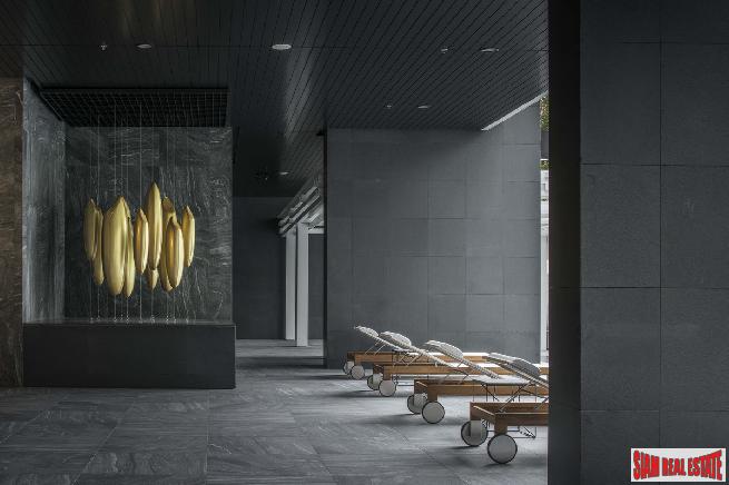 Completed Superior Condos in this New High-Rise within an Urban Oasis at BTS Ploenchit - One Bed Units - 20% Discount!-15