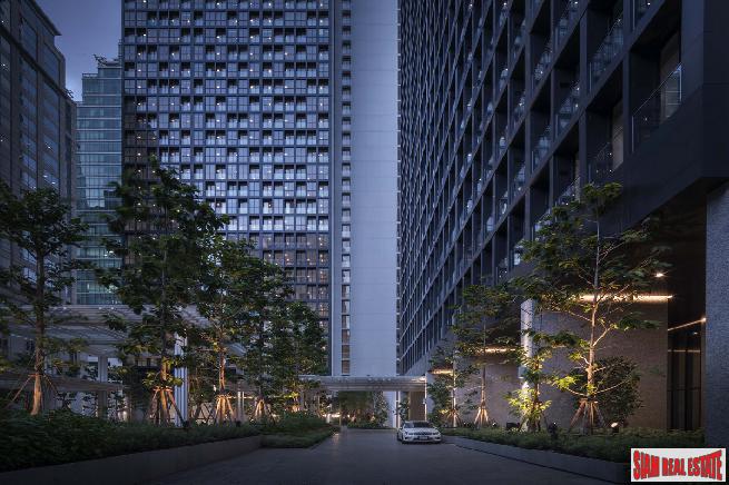 Completed Superior Condos in this New High-Rise within an Urban Oasis at BTS Ploenchit - One Bed Units - 20% Discount!-3