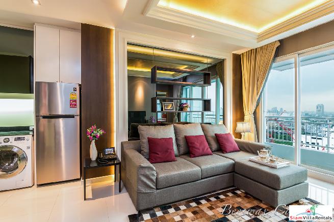 Circle Condominium | High Quality 1 Bed Condo for Rent with City Views on the 25th Floor