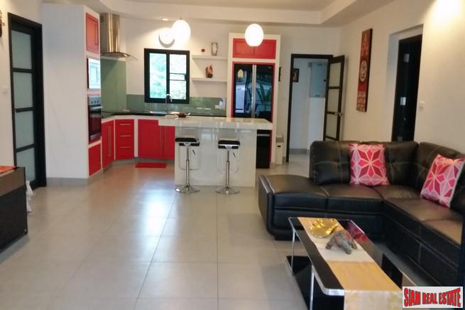 Saphan Chang Residence | Colorful Three Bedroom Rawai Pool Villa with Private Yard-10