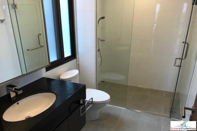 The Grand Villa | Stylish Extra Large Two Bedroom within Walking Distance to BTS Ekkamai-10