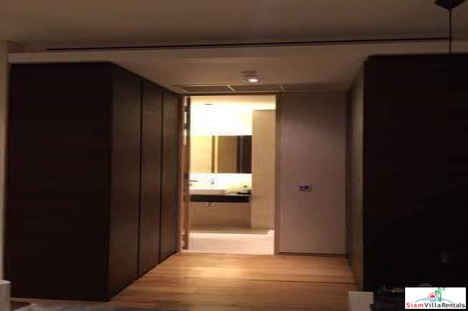 Saladaeng Residences | New and Modern One Bedroom Condo Close to Many Conveniences in Lumphini