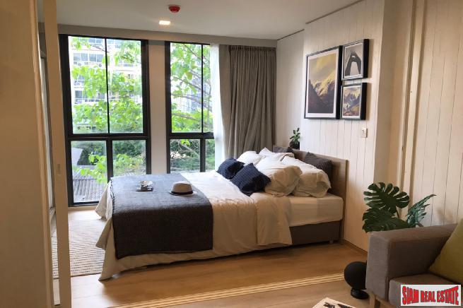 Newly Completed Furnished Condos by Leading Thai Developers next to BTS Onnut - 1 Bed Plus Units - 15% Discount! Free Furniture and Free Transfer!