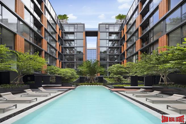 Newly Completed High Quality Low-Rise Condo with Excellent Facilities close to BTS Ekkamai -1 Bed Units