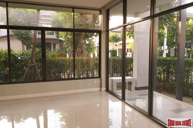 Setthasiri Onnut - Srinakarindra | New and Never Lived in Four Bedroom House in the Prawet Area of Bangkok-5