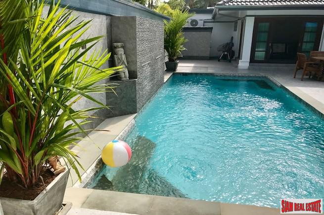 Loch Palm Cove | Large Courtyard Design Three Bedroom Pool Villa for Rent