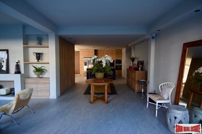 Elegant and Private Two Storey Home with Swimming Pool in Phra Khanong-23