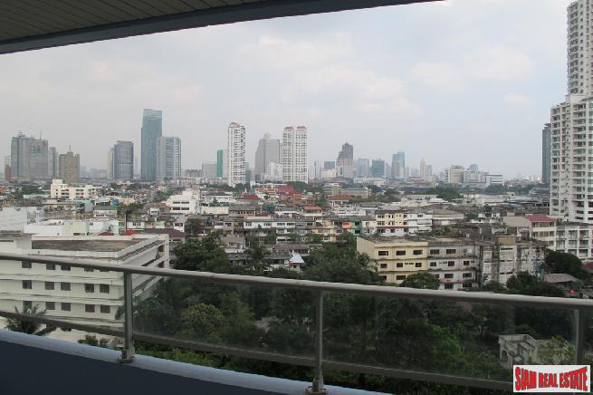 39 Place Apartment