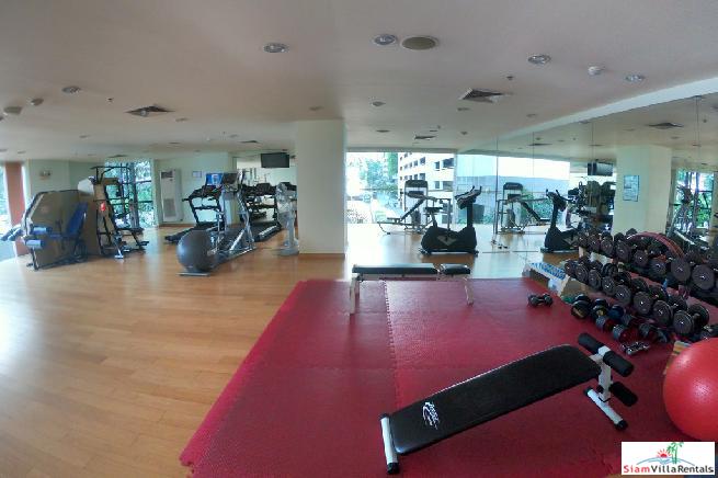 Baan Somthavil | Extra Large Three Bedroom for Rent with Views of Lumpini Park and Royal Bangkok Sport Club in Ratchadamri