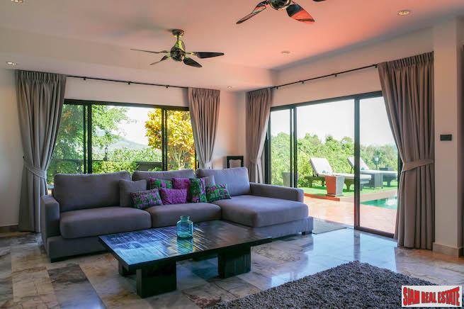Luxurious Four-Bedroom Sea-View Pool Villa in Prestigious Yamu Estate-12