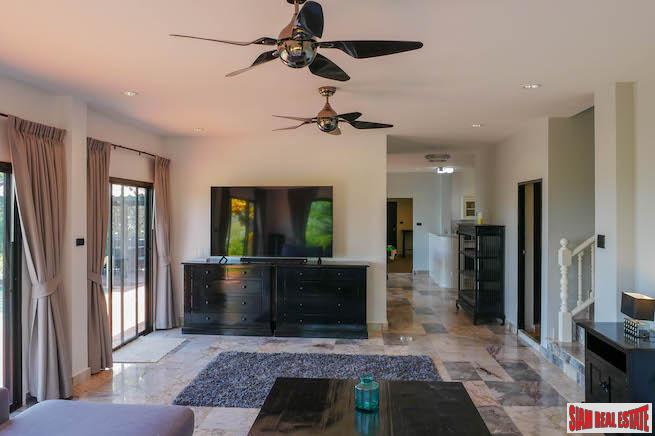 Luxurious Four-Bedroom Sea-View Pool Villa in Prestigious Yamu Estate-14