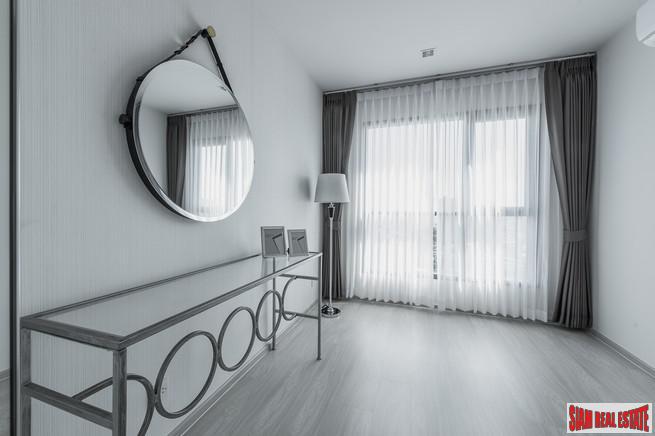 Life 48 | Bright and Cheerful Two Bedroom Phra Khanong Condo with Amazing City Views-15