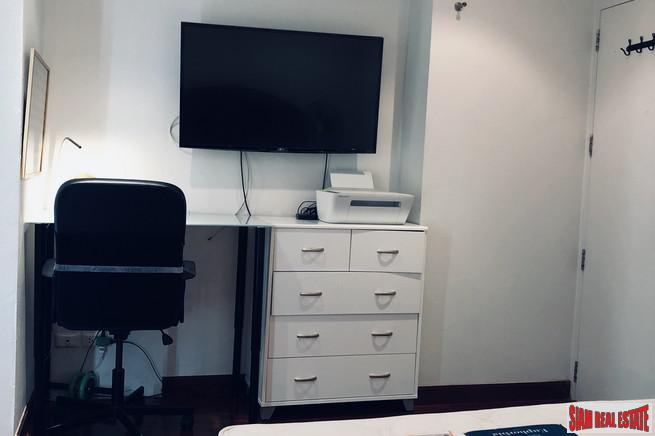 Urbana Sukhumvit 15 | Bright and Quiet Newly Renovated Two Bedroom Condo for Sale in Asok-5
