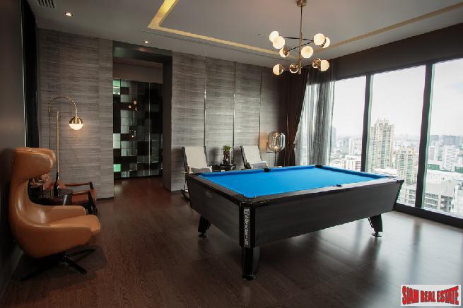 Luxury High-Rise Completed Condo at Asoke Intersection - Two Bed Units - Only 2 Units Left!-6
