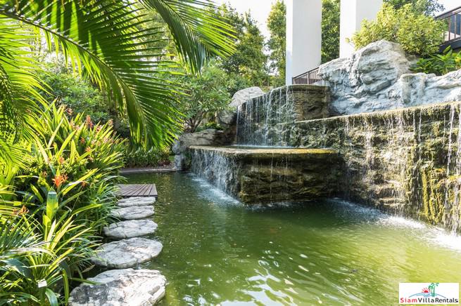 Circle Condominium | Show Quality Luxury Two Bedroom Condo in Phetchaburi with Unblocked City Views
