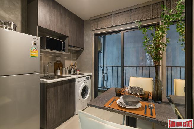 Newly Completed High-Rise Condo by Leading Thai Developer with Extensive Facilities and Green Area at Udomsuk, Bangna - One Bed Units - 12% Discount!-11