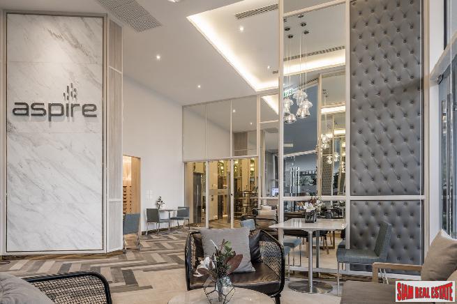 Large Residential Condo Ready to Move In at Chang Erawan BTS, Sukhumvit Road - One Bed Units-1
