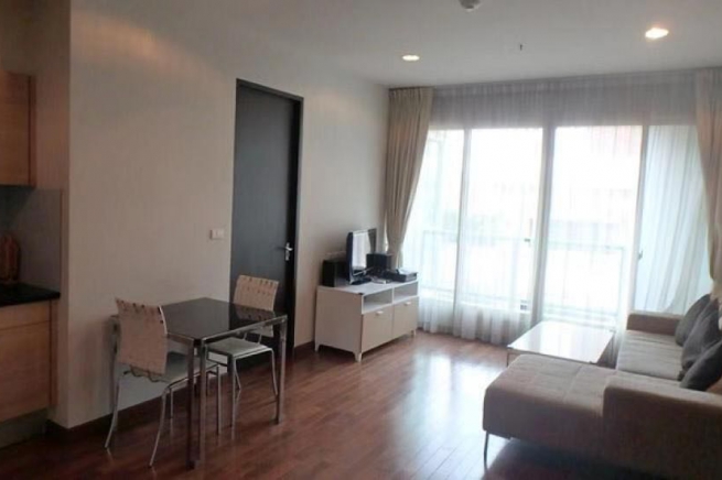The Address Chidlom | Convenient and Quiet High End Condo