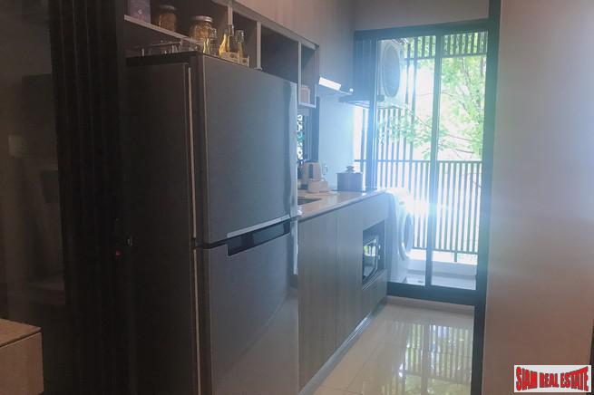 New High-Rise Smart Condo in Construction with Excellent Facilities on Connecting Road between Sukhumvit and Thepharak - 0 Metres to MRT - 1 Bed Plus Units-14